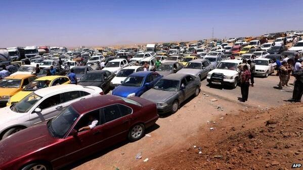 (2014-06-10)- 150,000 people flee Mosul